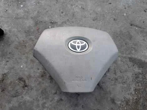 Airbag на руль Toyota Prius NHW11 1NZ-FXE - изображение 1