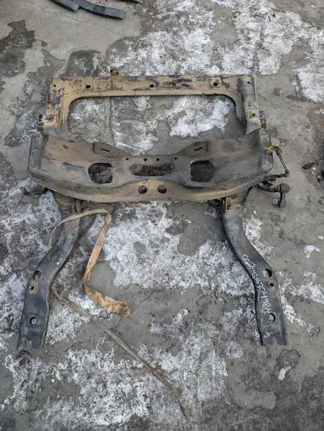 Балка под двс Subaru Impreza GG2 EJ152 - изображение 1