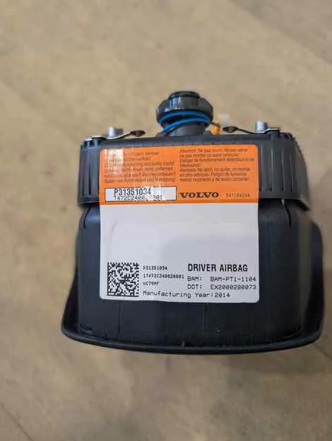 Airbag на руль Volvo V60 FW48 B4164T - миниатюра 5