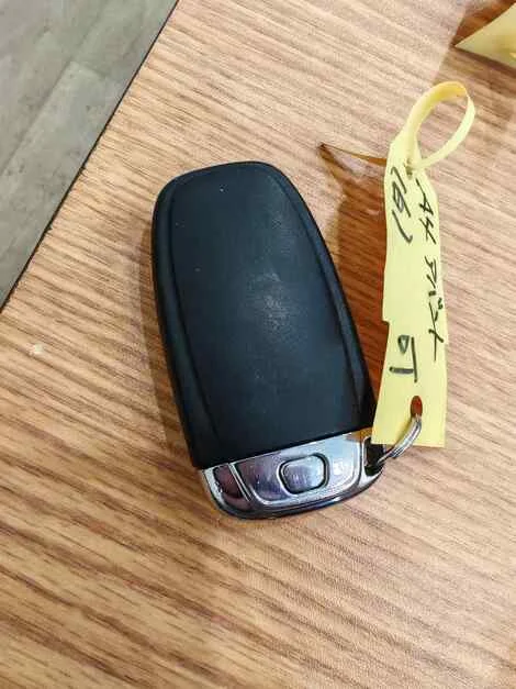 Ключ зажигания Audi A4 8K5 CABB, CDHB - миниатюра 2