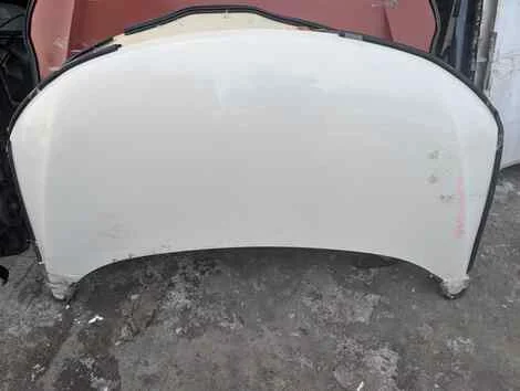 Капот Nissan Elgrand PNE52 VQ35DE - изображение 1
