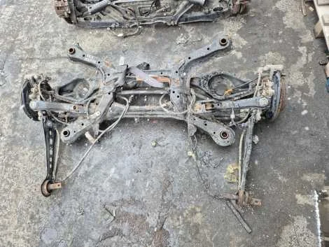 Балка Honda Elysion RR5 J35A Задн. - изображение 1
