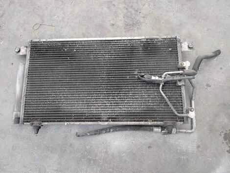 Радиатор кондиционера Toyota Prius NHW10 1NZ-FXE - миниатюра 2