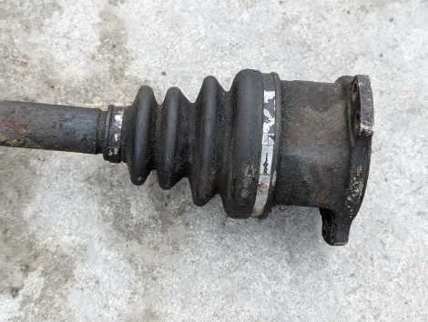 Привод Nissan Datsun BMD21 TD27 Прав. Перед. - миниатюра 4