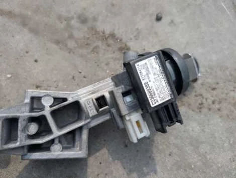 Замок зажигания Mazda Axela BL5FP ZY-VE - миниатюра 3