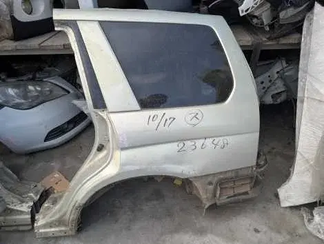 Крыло Subaru Forester SG5 EJ203 Лев. Задн.