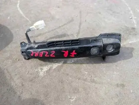 Ручка двери Toyota Corolla Spacio ZZE122N 1ZZ-FE Прав. Перед.