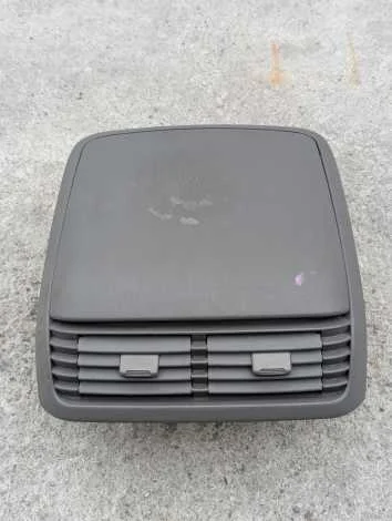 Бардачок в панель Toyota Gaia SXM10G 3S-FE - изображение 1