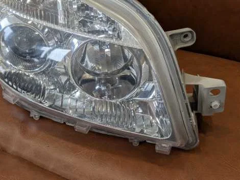 Фара Toyota Rush J210E 3SZ-VE Прав. Перед. - миниатюра 2