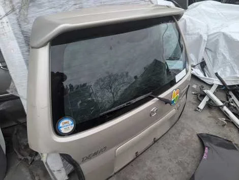 Дверь 5-я Mazda Demio DW3W B3E Задн. - миниатюра 2