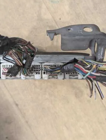 Блок efi Toyota Probox NCP51V 1NZ-FE - миниатюра 3
