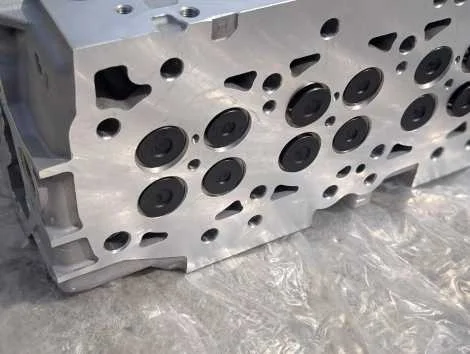 Головка блока цилиндров Nissan Bassara JVNU30 YD25DDTi - миниатюра 8