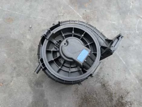 Мотор печки Nissan Juke NF15 MR16DDT - изображение 1