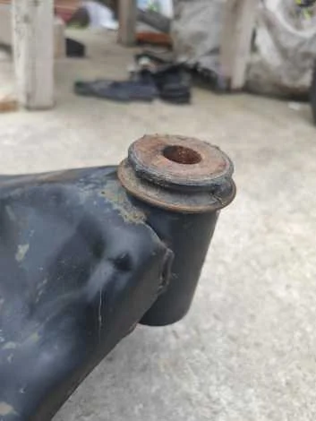 Балка под двс Nissan Serena C25 MR20DE - миниатюра 3