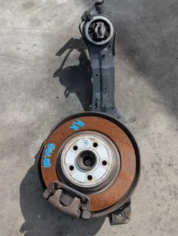 Ступица Volvo V60 FB420 B4204T11 Прав. Задн.