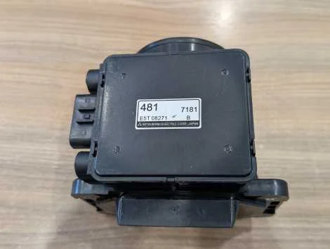 Датчик расхода воздуха Mitsubishi Dion CR5W 4G93 - изображение 1