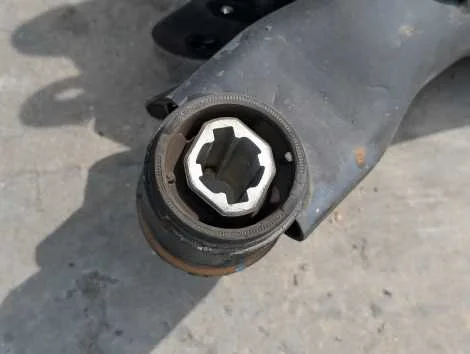 Балка Volvo V60 FB420 B4204T11 Задн. - миниатюра 2