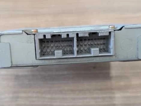 Блок управления акпп Nissan Bluebird Sylphy QG10 QG18DE - миниатюра 2