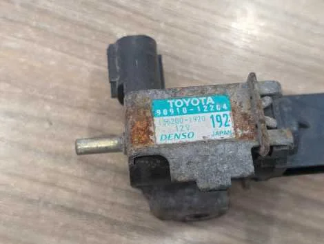 Вакуумный клапан Toyota Harrier GSU30W 2GR-FE - миниатюра 2