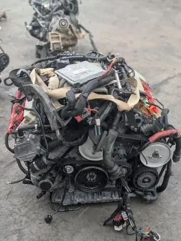 Двигатель Audi A6 4F2 BDW