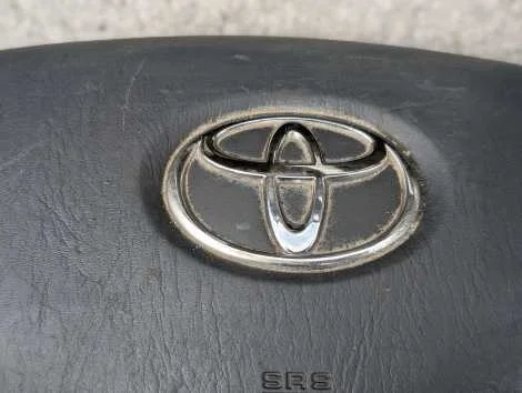 Airbag на руль Toyota Noah AZR60G 1AZ-FSE - миниатюра 2