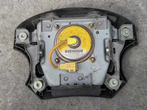 Airbag на руль Toyota Noah AZR60G 1AZ-FSE - миниатюра 3