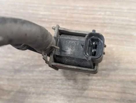 Вакуумный клапан Suzuki Swift ZC31S M16A - миниатюра 2