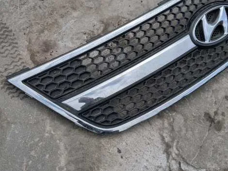 Решетка радиатора Hyundai Grand Starex TQ D4CB - миниатюра 2