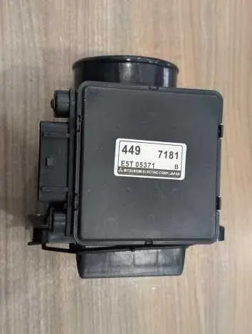 Датчик расхода воздуха Mitsubishi RVR N23W 4G63
