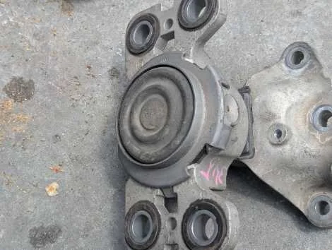 Подушка двигателя Volvo S60 FS47 B4204T7 Лев. - миниатюра 2