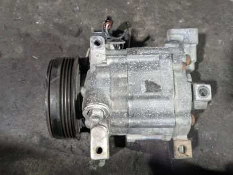 Компрессор кондиционера Subaru Forester SH5 EJ204 - изображение 1