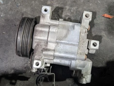 Компрессор кондиционера Subaru Forester SH5 EJ204 - миниатюра 3