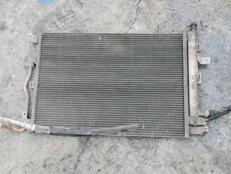 Радиатор кондиционера Volvo XC90 C_59 B5254T2