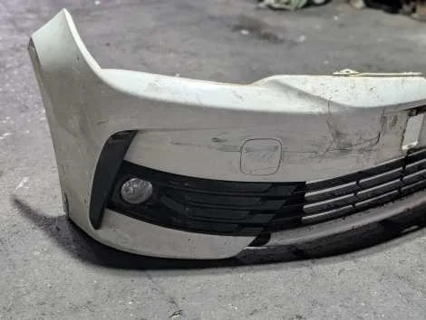 Бампер Toyota Corolla ZRE181 1ZR-FE Перед. - миниатюра 2