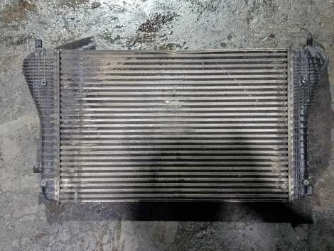 Радиатор интеркулера Volkswagen Tiguan 5N1, 5N2 CCZC, CAWA - миниатюра 2