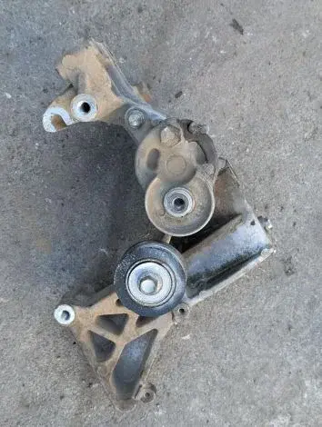 Ролик обводной Mitsubishi ASX GA2W 4B11