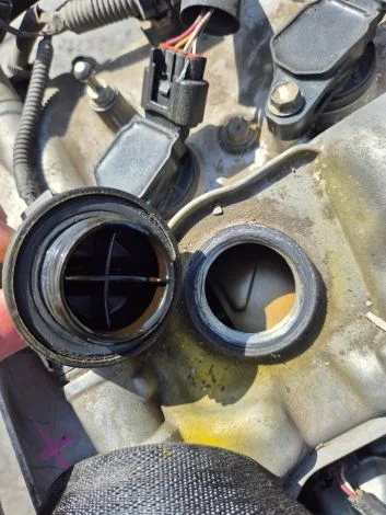 Двигатель Toyota Corolla Fielder ZRE142G 2ZR-FE - миниатюра 6