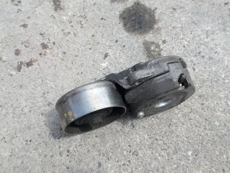 Ролик обводной Nissan Qashqai J10 MR20DE