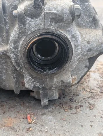 Редуктор Nissan Serena CNC25 MR20DE Задн. - миниатюра 2