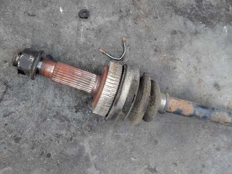 Привод Nissan Serena CNC25 MR20DE Прав. Задн. - миниатюра 2
