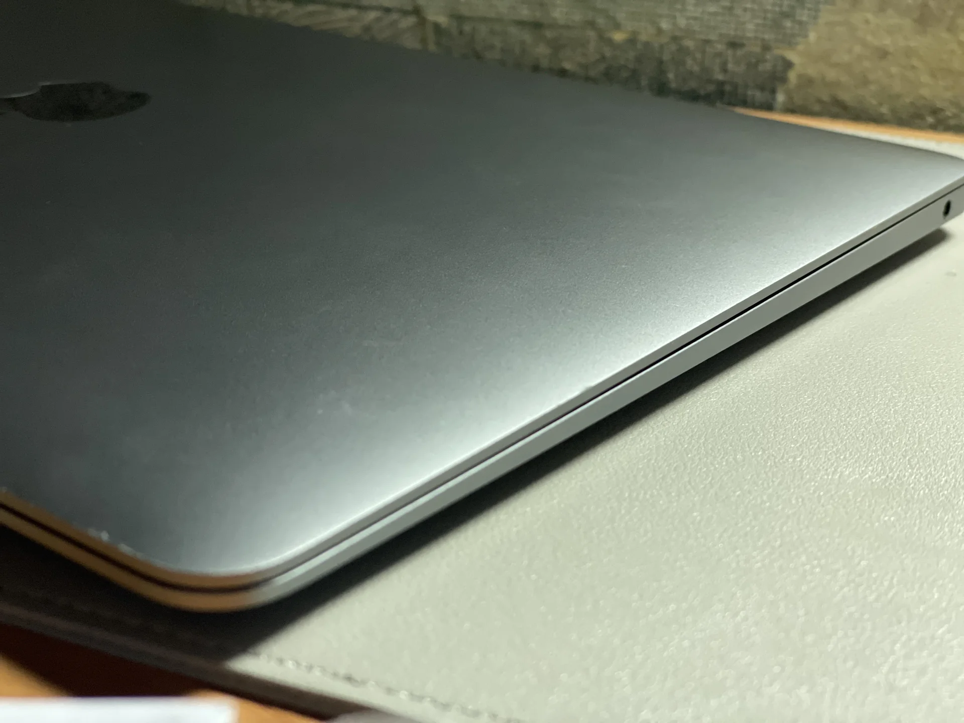 Macbook Air M1 2020 - миниатюра 2