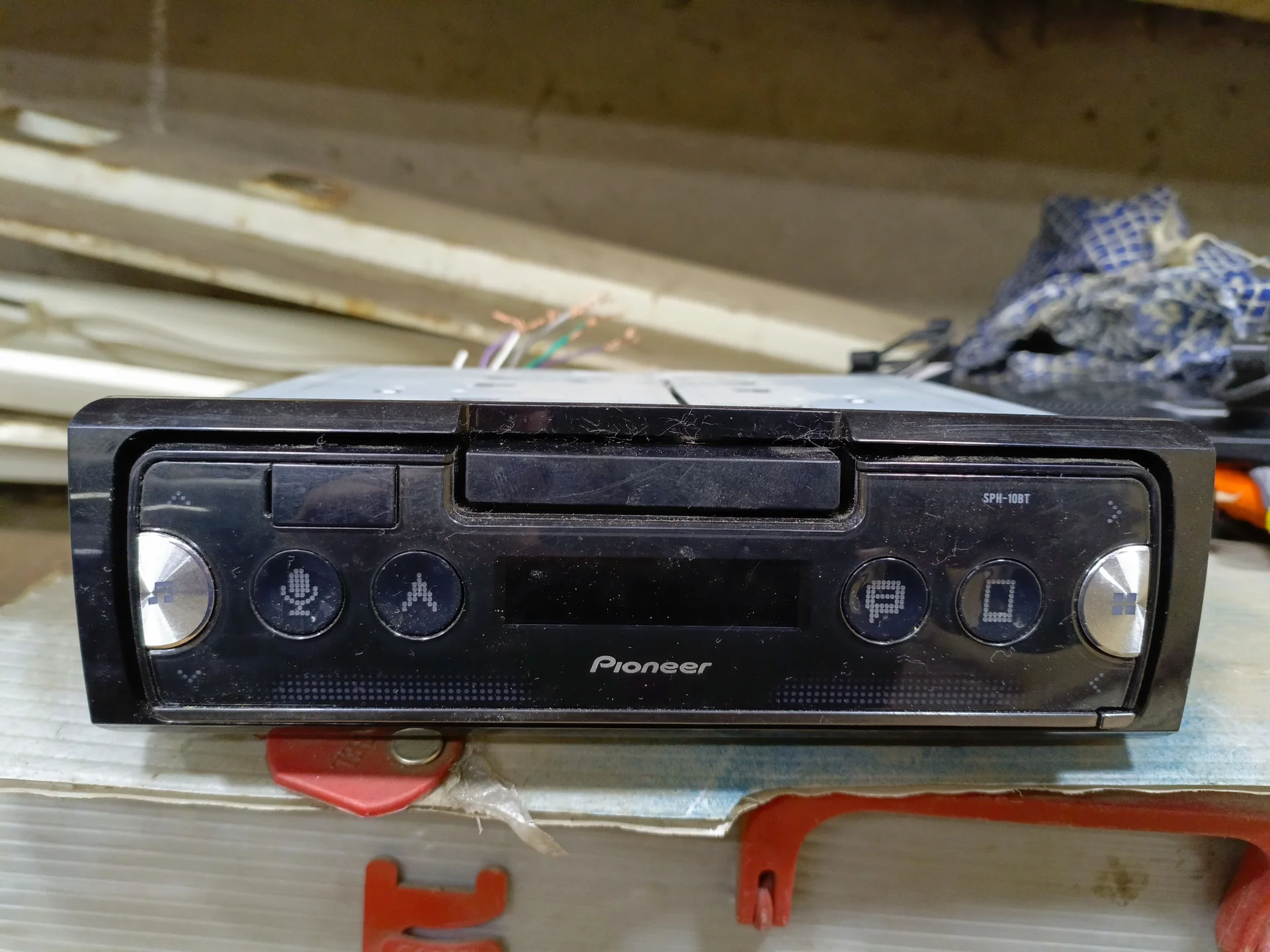 Магнитола pioneer SPH-10BT - изображение 1