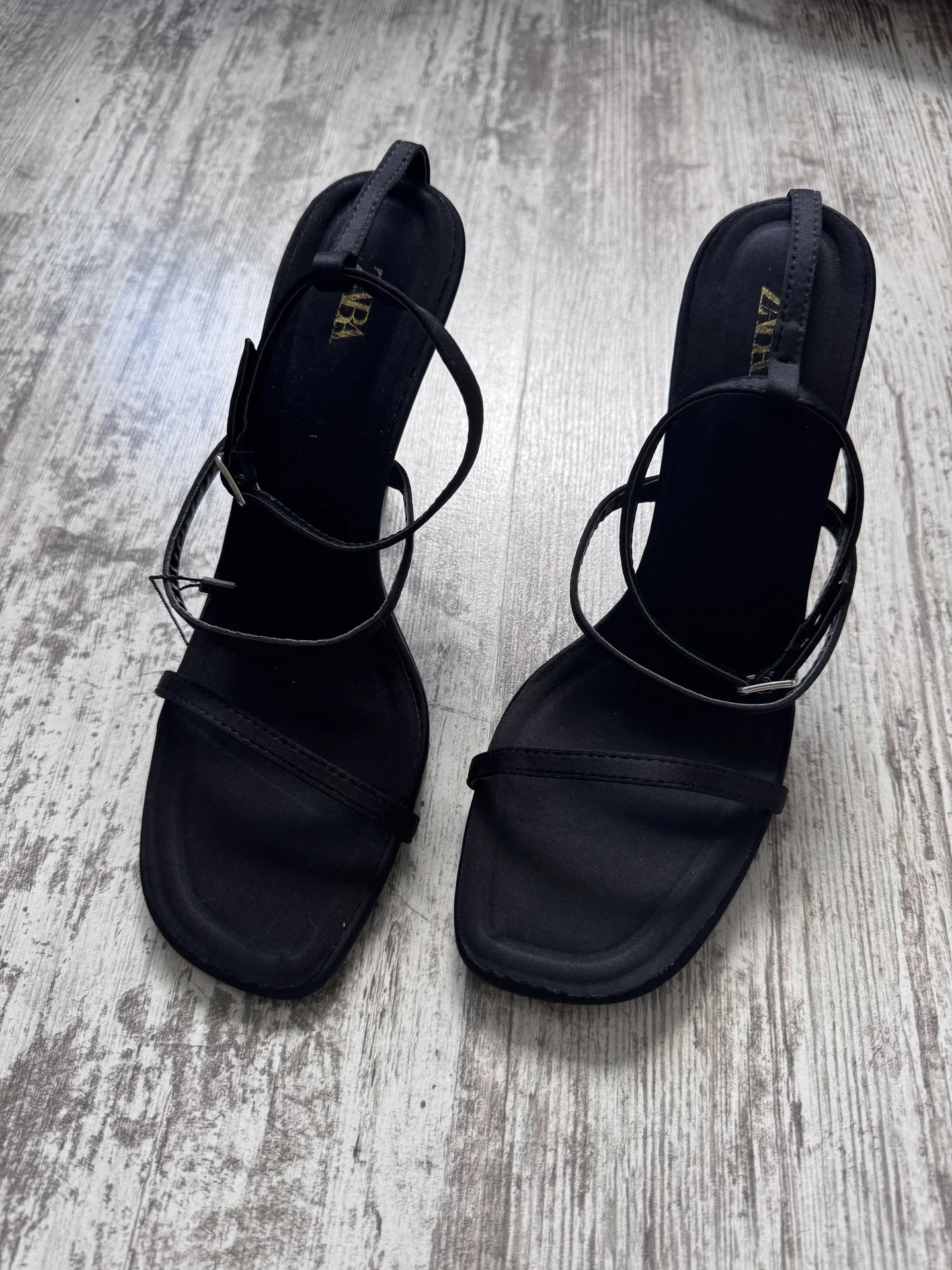 Босоножки как Zara 39р новые - миниатюра 3