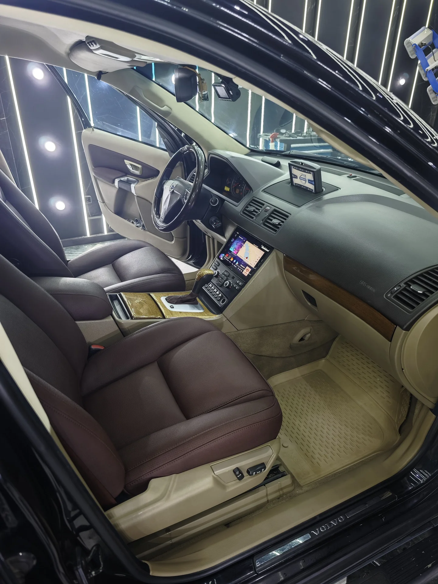 Volvo XC 90, объем 3.2 - миниатюра 24