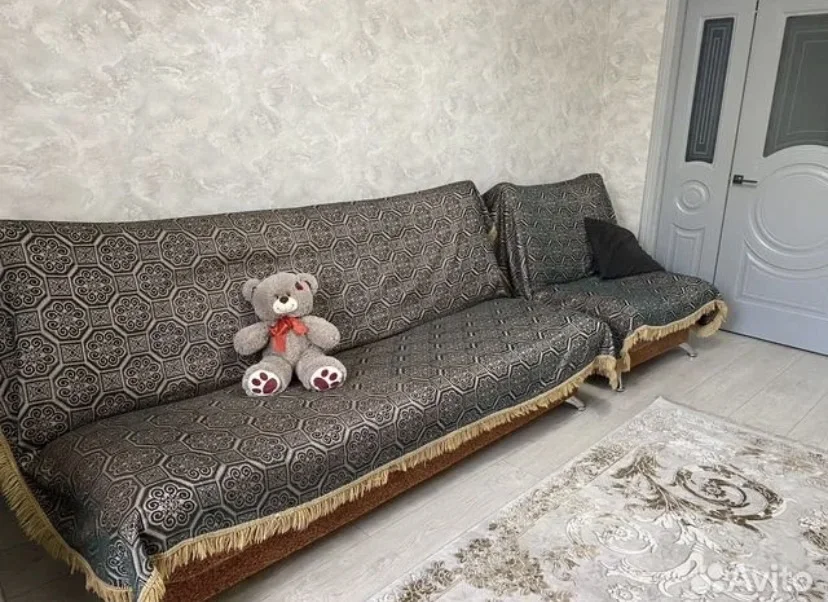 Диван с креслом бу - миниатюра 2