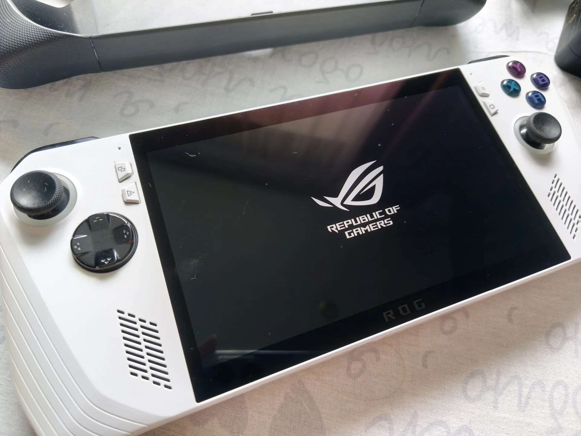 Asus rog ally z1 extreme 512 gb - миниатюра 5