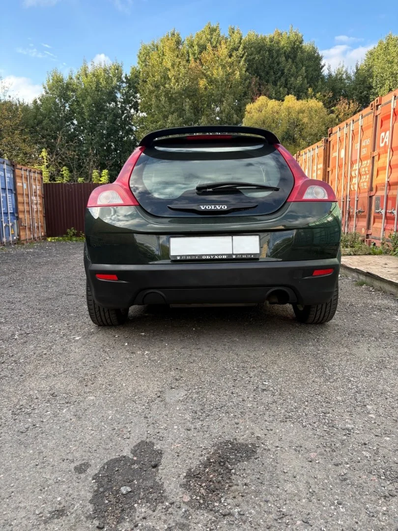 30681864 Заглушка выхлопа левая Volvo C30 - миниатюра 2