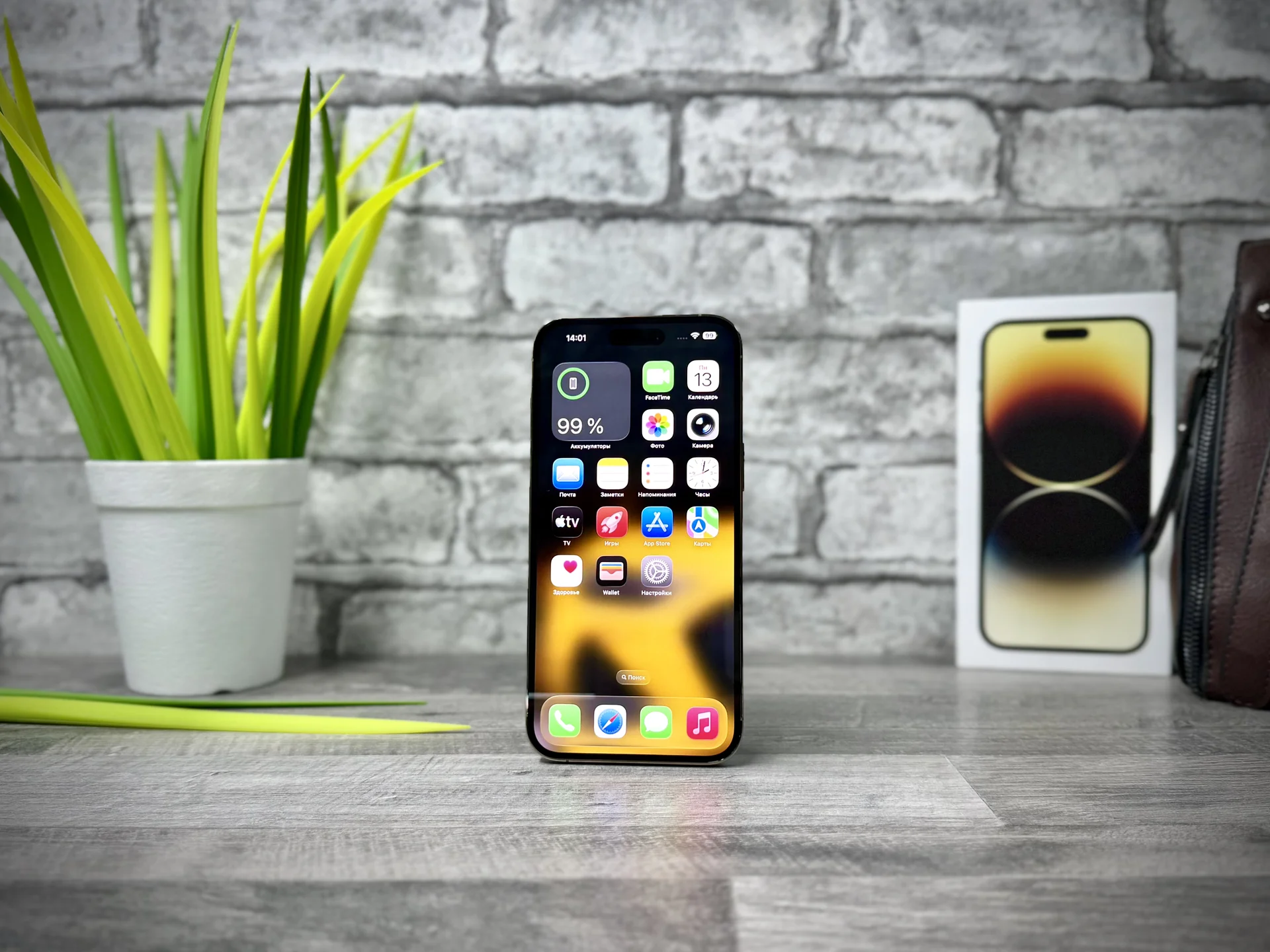 iPhone 14 Pro Max 256Gb Gold - миниатюра 3