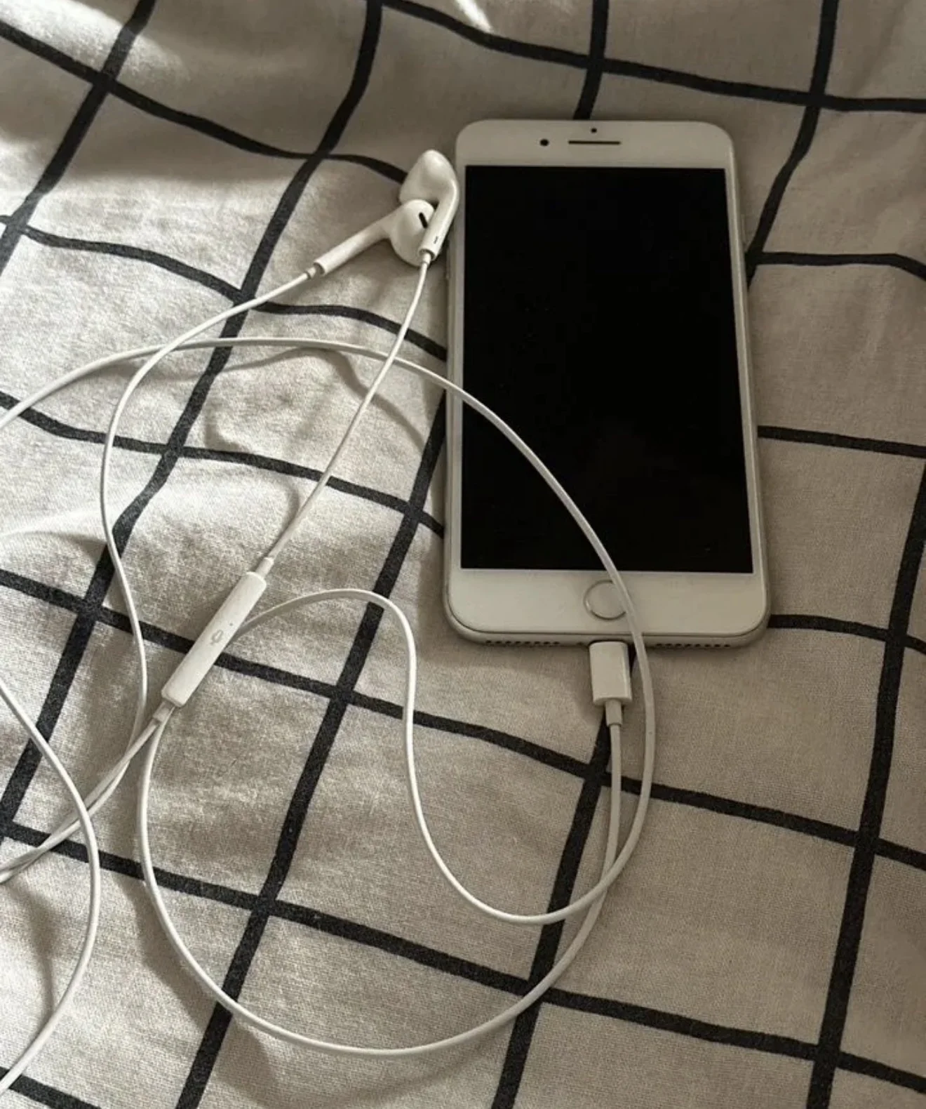 Earpods lightning оригинал - изображение 1