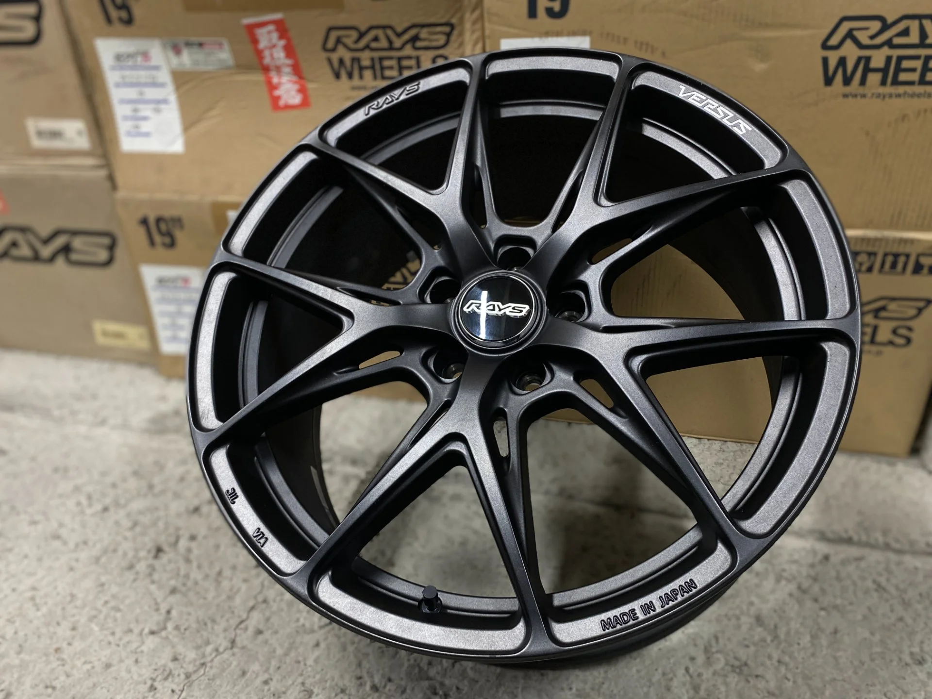 Rays Versus VV21S 19'' 8,5J ЕТ+44 PCD 5*112 Face 1 - миниатюра 7